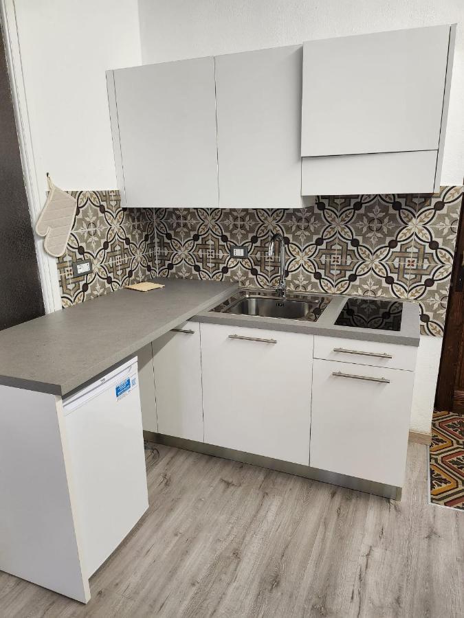 Mansarde & Suite Maison 1706 Lago Orta Borgomanero Bagian luar foto