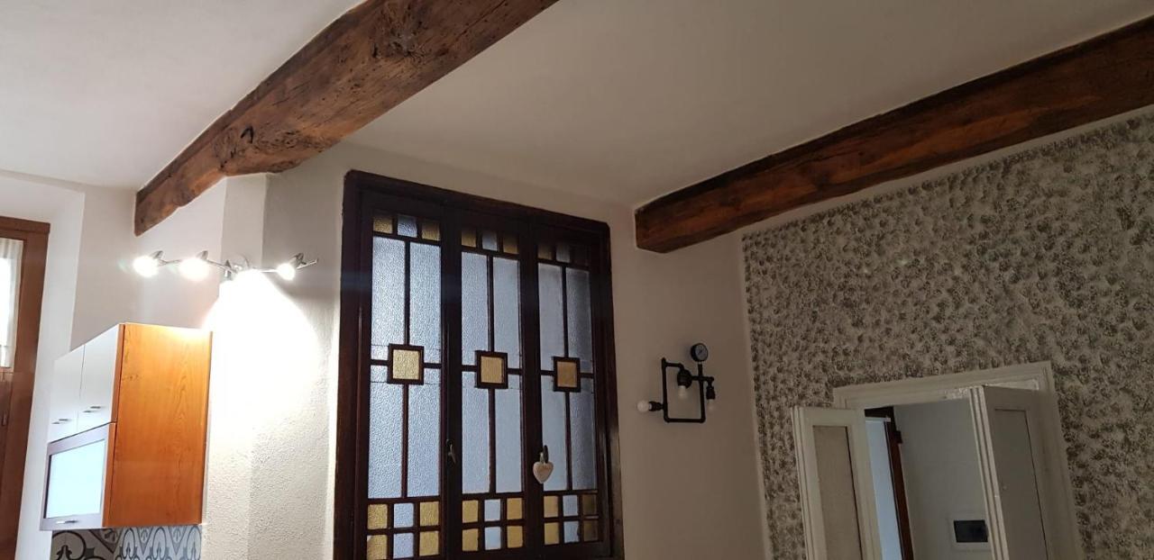 Mansarde & Suite Maison 1706 Lago Orta Borgomanero Bagian luar foto