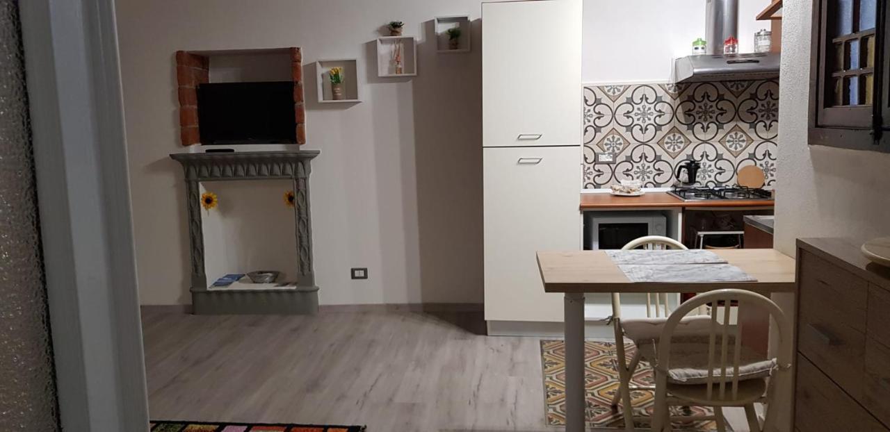Mansarde & Suite Maison 1706 Lago Orta Borgomanero Bagian luar foto